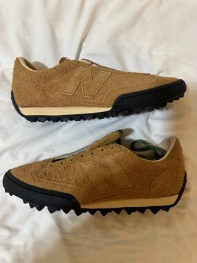 New Balance Gator Run Tan Suede Sneakers with Red & Olive Laces